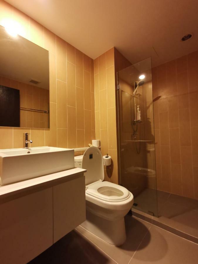 2 Floor - Centrio Condominium Near Central Shopping Mall And Phuket Old Town المظهر الخارجي الصورة
